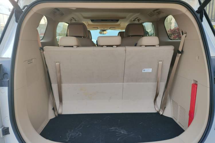 Used Buick GL8 New Energy 2025 Lu Shang Luxury Edition 7-Seater