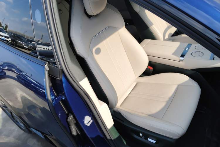 Used  YU7 2025 Ultra-Long Range Rear-Wheel Drive Version