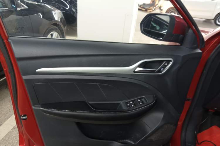 Used MG ZS 2017 1.5L manual Comfort version
