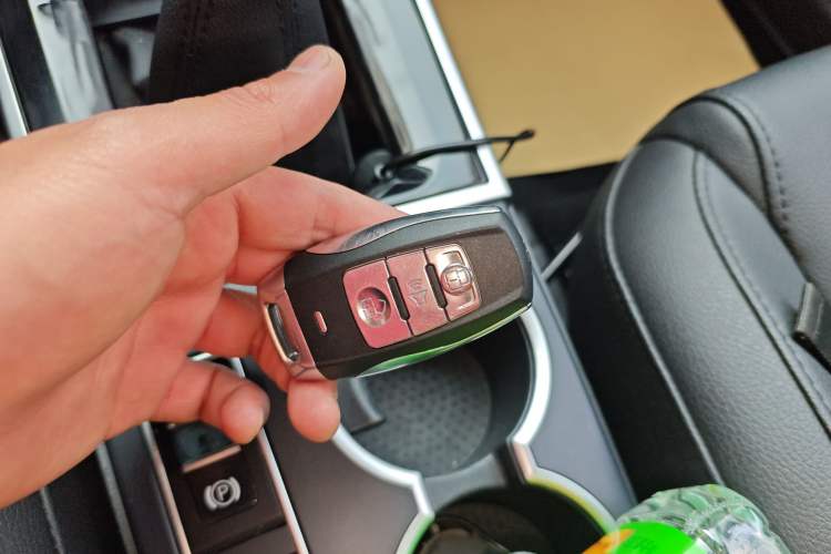 Used Haval H2 2017 Red-Label 1.5T Manual 4x4 Luxury Model
