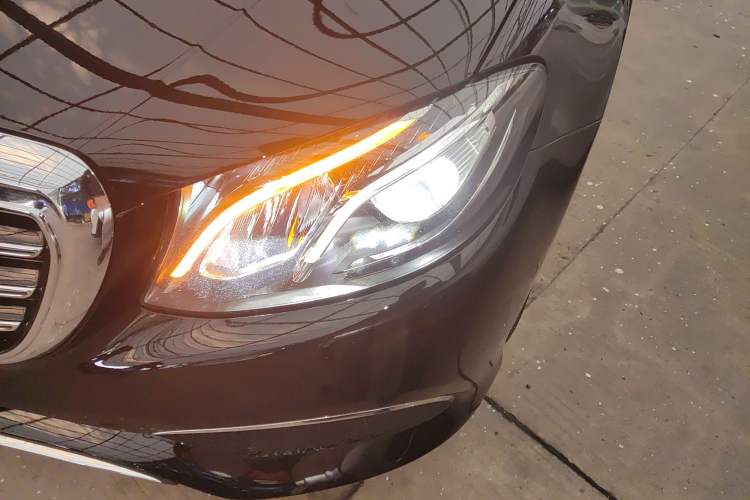 Used Mercedes-Benz E-Class 2019 Restyled E 300 L Luxury Edition
