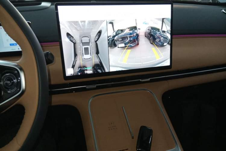 Used  Galaxy Xingjian 7 EM-i 2025 120km Flagship Edition