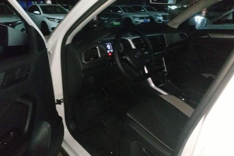 Used Volkswagen T-ROC 2020 230TSI DSG Two-Wheel Drive Advanced Version