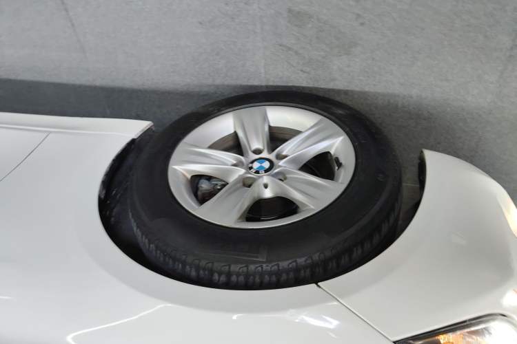 Used BMW 3 Series 2015 320i Fashion Model
