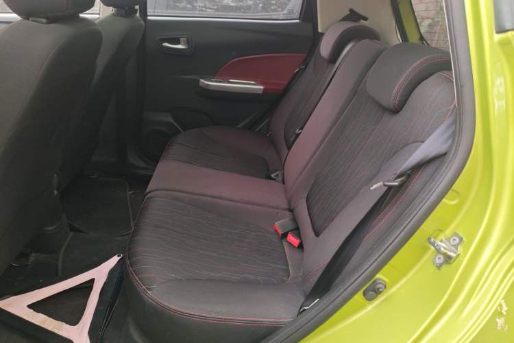 Used Changan Benni 2015 1.4L IMT Sunroof Version China V Standard
