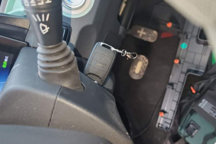 Used Wuling Hongguang MINIEV 2022 Macaron Fashion Model Lithium Iron Phosphate
