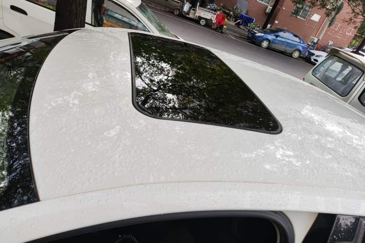 Used Volkswagen Santana 2016 1.6L Manual Comfort Edition
