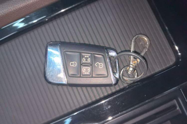 Used Volkswagen Viloran 2020 380TSI Prestige Edition
