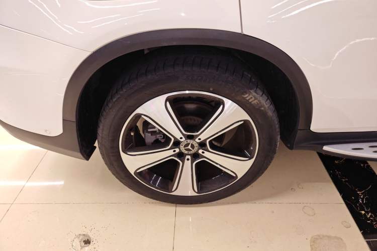 Used Mercedes-Benz GLC 2019 Refreshed GLC 300 L 4MATIC Dynamic Edition