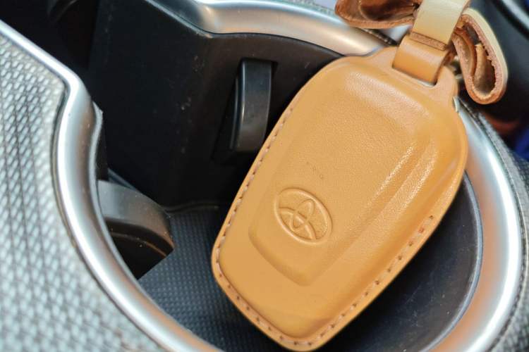 Used Toyota Camry 2022 2.0S Knight Edition
