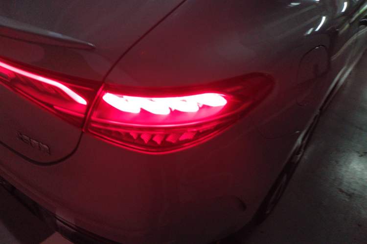 Used Mercedes-Benz EQE 2022 350 First Edition Special Version
