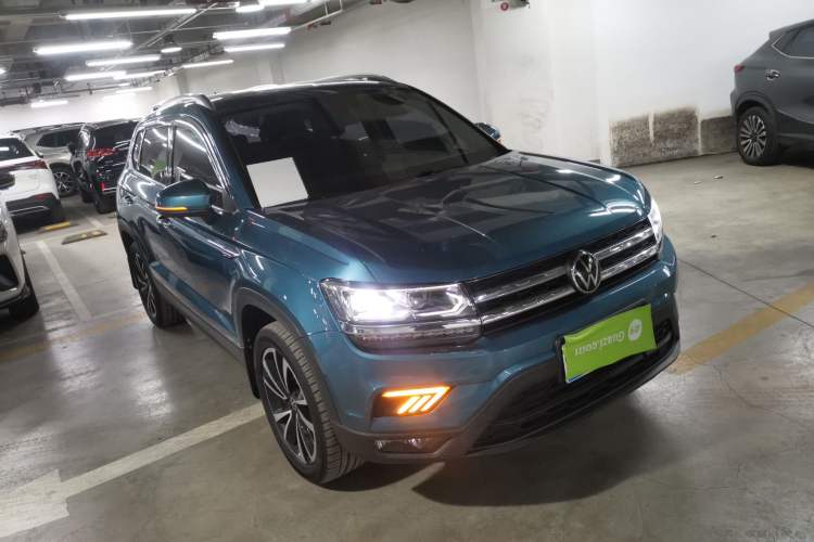 Used Volkswagen Tharu 2021 280TSI Two-Wheel-Drive Luxury Edition
