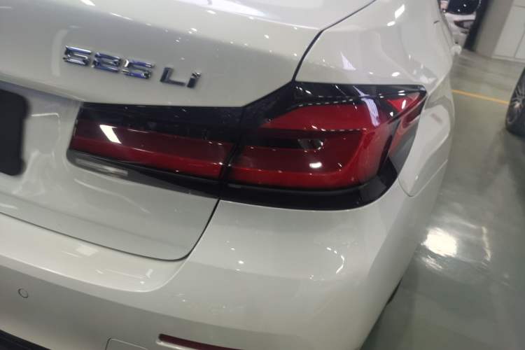 Used BMW 5 Series 2021 525Li Luxury Package