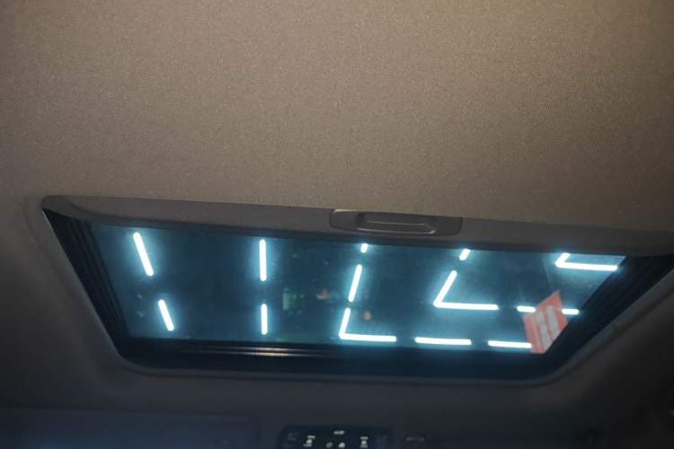 Used Toyota Granvia 2024 2.5L Hybrid Prestige PLUS Edition
