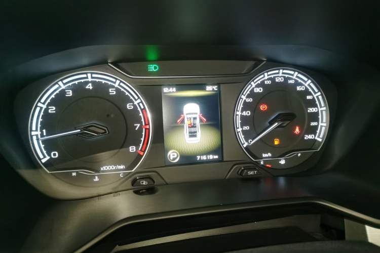 Used Geely Auto Vision X6 2020 1.4T CVT Luxury Edition
