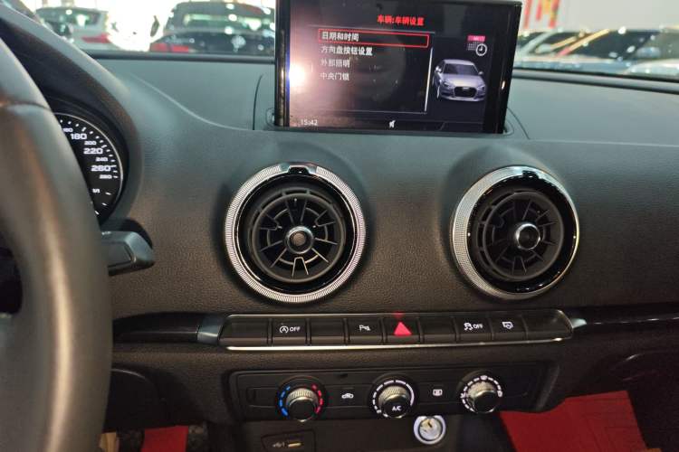 Used Audi A3 2020 Limousine 35 TFSI Fashion Edition China VI Emission Standard
