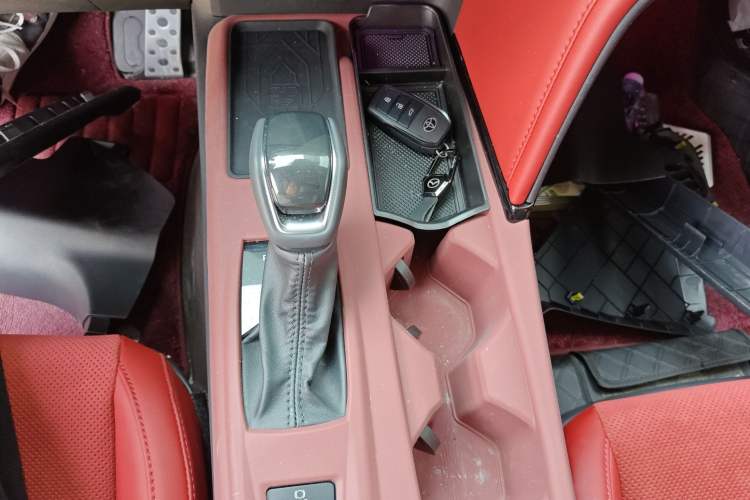 Used Toyota Camry 2025 Dual-Motor 2.5 HXS Sport Plus Smart Drive Edition