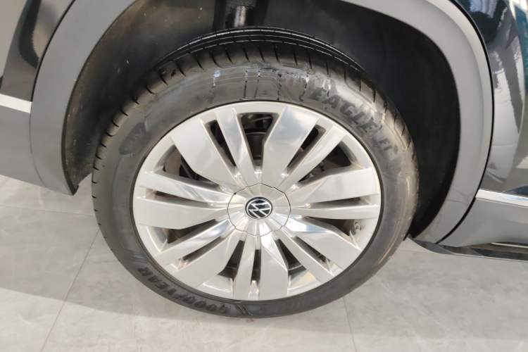 Used Volkswagen Teramont 2024 380TSI Four-Wheel Drive Longxiang Edition
