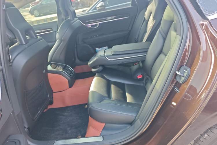 Used Volvo S90 2017 T4 Zhiyuan Edition
