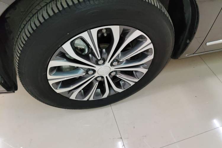 Used Buick GL8 2022 Land Business Class 652T Luxury Model
