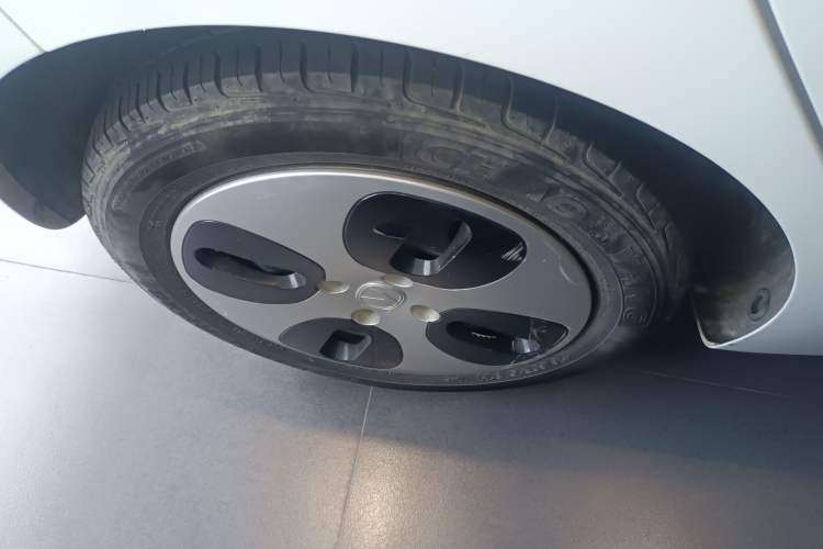 Used Oshan Benni E-Star 2021 National Edition Xin Yue Version (Fast-Charging Edition) Lithium Iron Phosphate (31.95 kWh)
