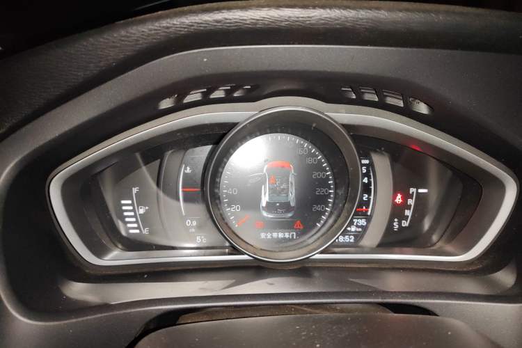 Used Volvo V40 2018 T3 Zhiyi Edition