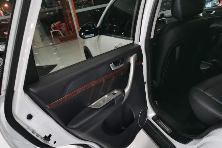 Used Haval H6 2014 Sport Version 1.5T Manual Two-Wheel Drive Elite Edition
