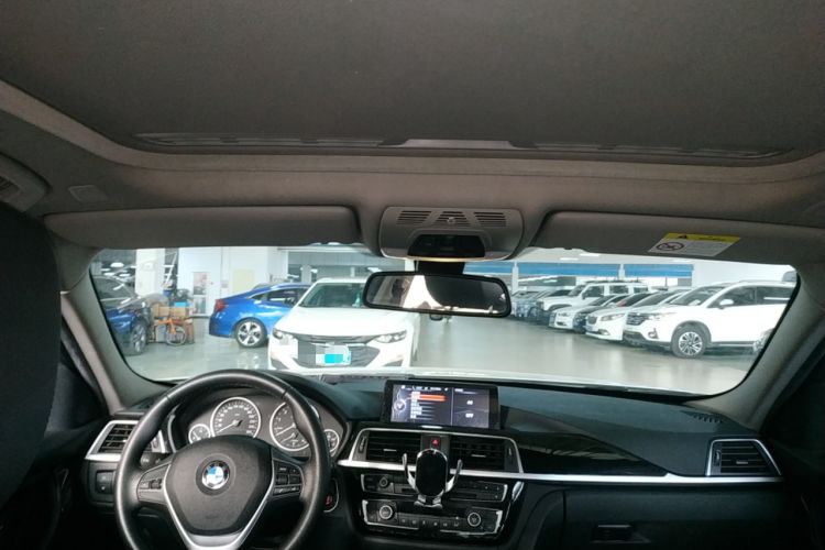 Used BMW 3 Series 2017 318Li Fashion Model
