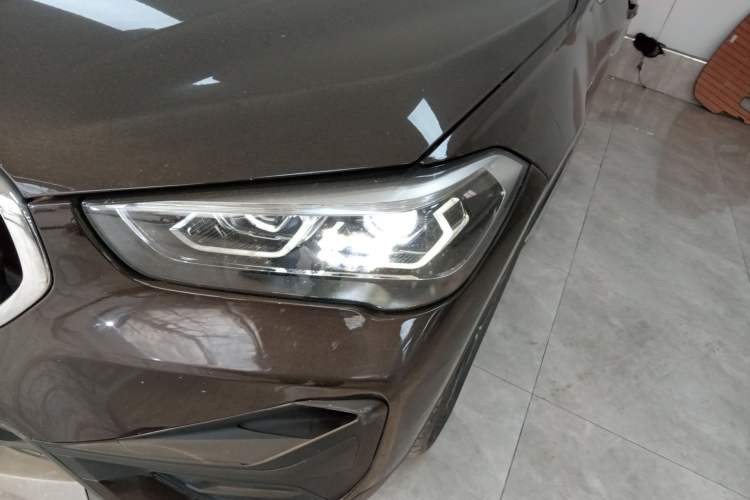 Used BMW X1 2020 sDrive25Li Leading Model
