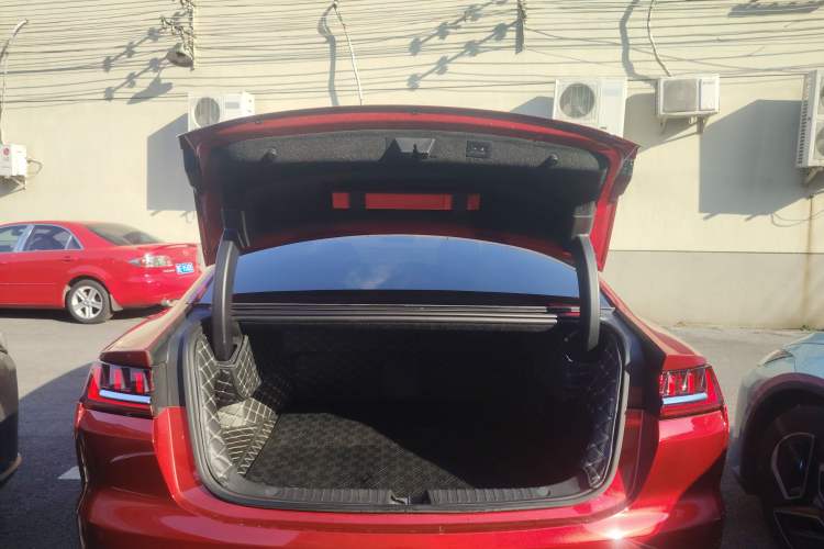 Used BYD Han 2020 EV Four-Wheel Drive High-Performance Flagship Model
