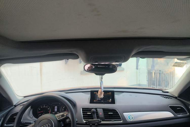 Used Audi Q3 2015 35 TFSI Comfort Model
