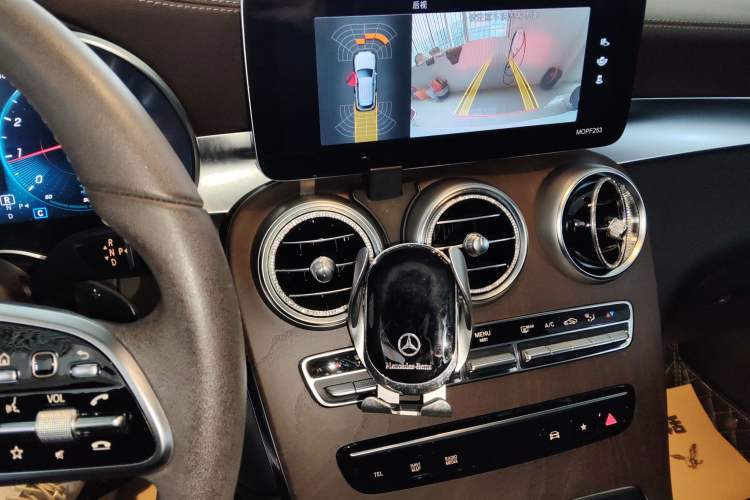 Used Mercedes-Benz GLC 2022 GLC 260 L 4MATIC Luxury Model