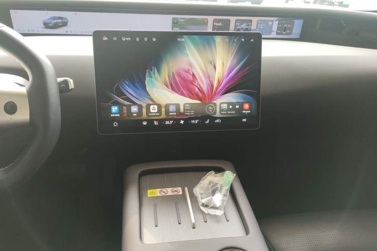 Used  07 2024 Max Extended-Range Edition
