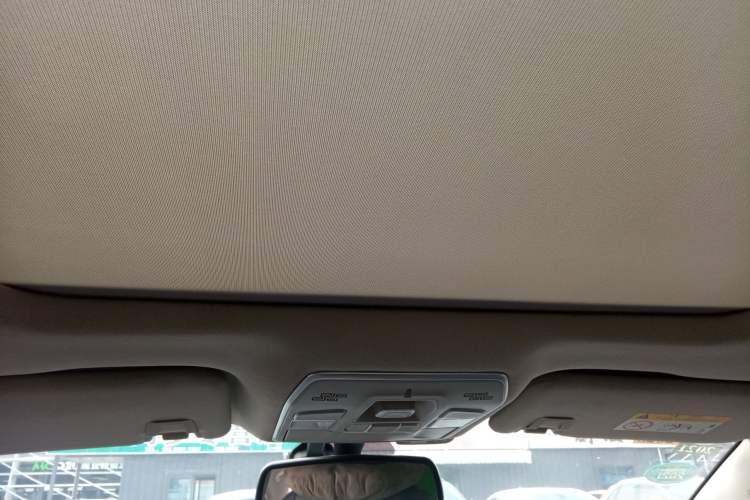 Used Geely Auto Emgrand GT 2017 2.4L Zunya Model
