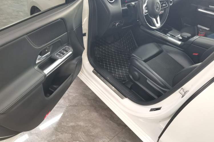 Used Mercedes-Benz B-Class 2020 B 200 Sport Edition