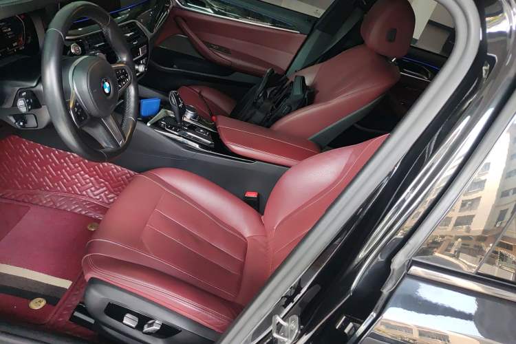 Used BMW 5 Series 2020 530Li Luxury Edition M Sport Package
