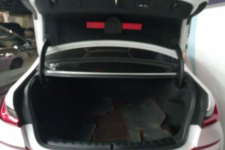 Used BMW 3 Series 2022 Updated 325Li M Sport Package
