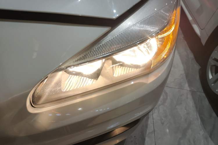 Used BMW 2 Series Active Tourer 2016 218i Fashion Model