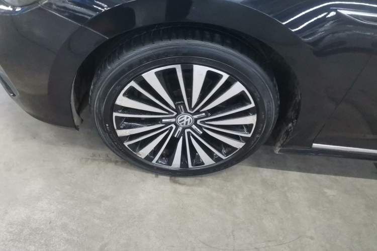 Used Volkswagen Passat 2019 330TSI Luxury Edition China V Standard
