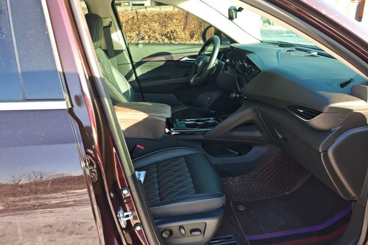 Used Buick Envision 2020 Encore S 652T All-Wheel-Drive Avenir
