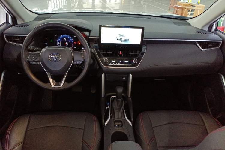 Used Toyota FRONTLANDER 2024 2.0L CVT Elite Edition