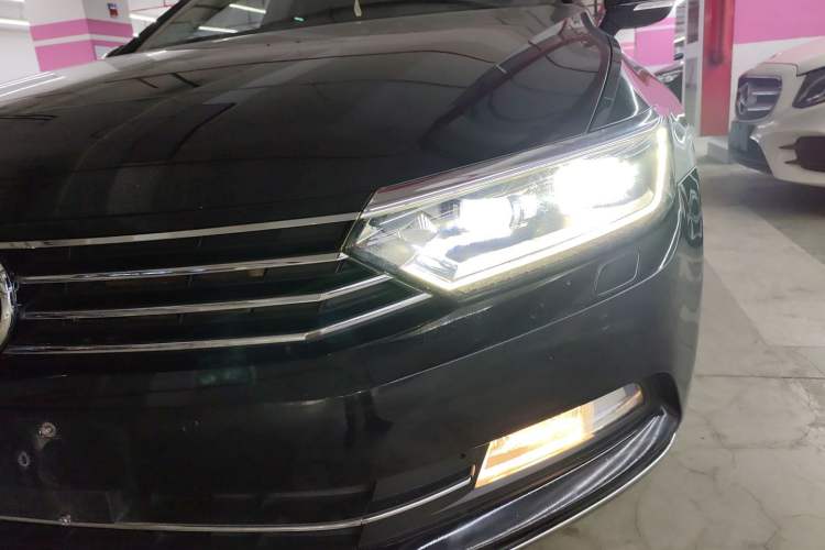 Used Volkswagen Magotan 2018 380TSI DSG Prestige Model
