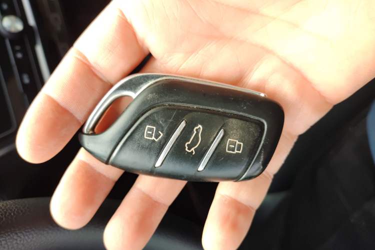 Used Roewe i5 2020 1.5L Manual 4G Connect Leehao Flagship Edition
