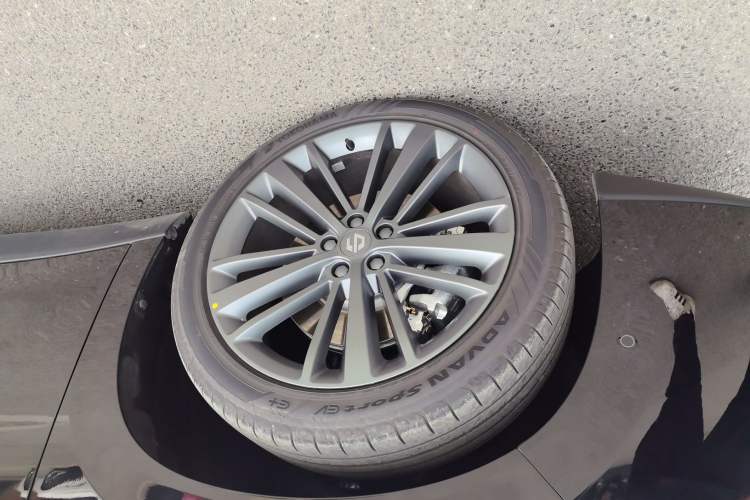 Used Leapmotor C16 2026 Extended-Range 280 LiDAR Zhizun Edition 6 Seats
