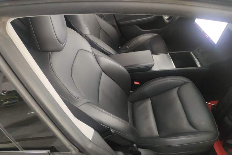 Used Tesla Model 3 2023 Long-Range All-Wheel-Drive Version
