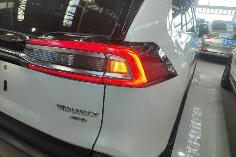 Used Toyota Wildlander 2020 2.0L CVT 4x4 Luxury Edition
