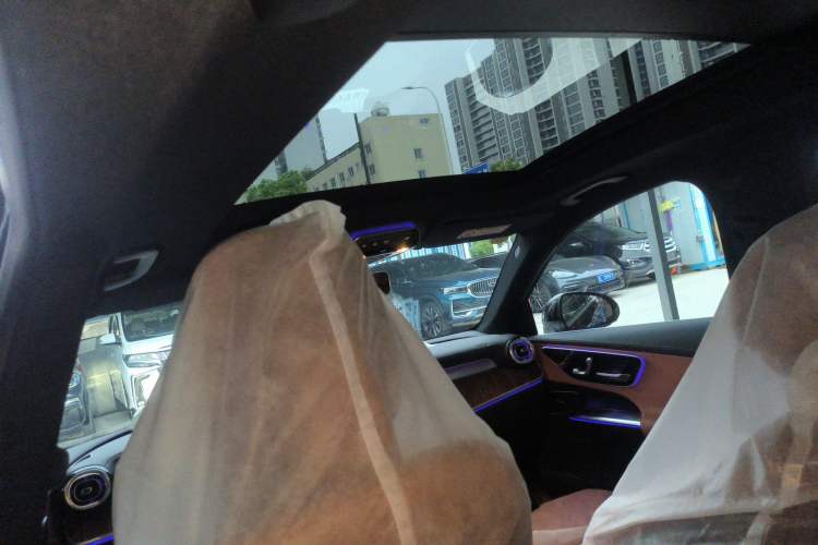 Used Mercedes-Benz GLC 2025 Refreshed GLC 300 L 4MATIC Dynamic Version 5 Seats
