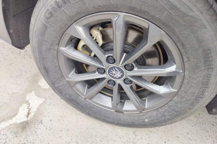 Used BYD Qin PLUS 2024 Honor Edition EV 510KM Leading Model