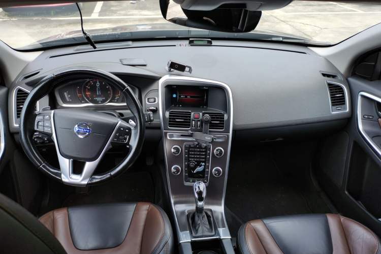 Used Volvo XC60 2015 T5 Zhiya Edition
