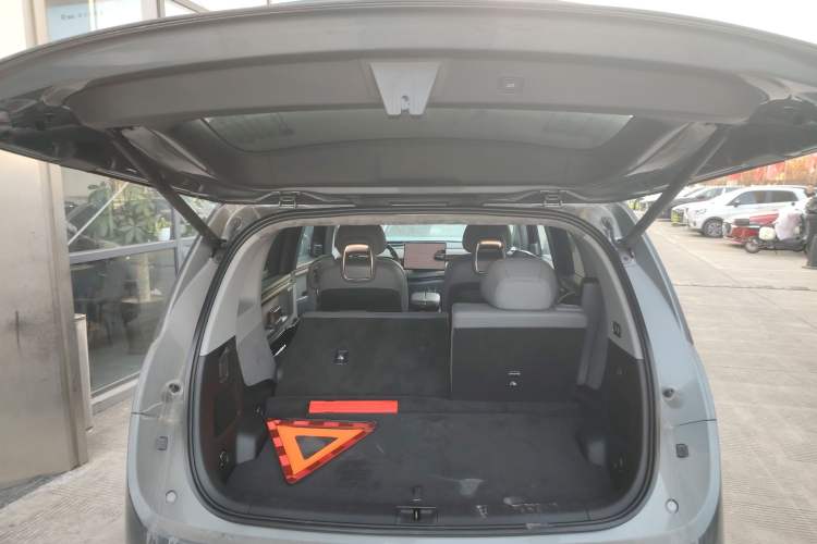 Used Zeekr MIX 2025 Long-Range Intelligent Driving Edition